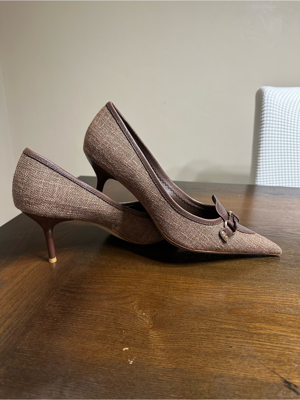 Jeffrey Campbell Taupe Brown Pointed Toe Kitten Heel Pumps - Picture 2 of 6